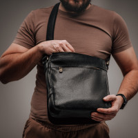 Чоловіча шкіряна сумка через плече (VS057Б) чорна