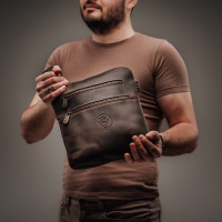 Чоловіча шкіряна сумка через плече (VS058) коричнева матова