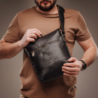 Чоловіча шкіряна сумка через плече (VS097) чорна