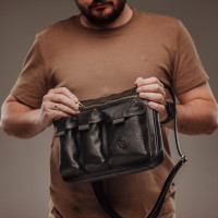 Чоловіча шкіряна сумка через плече (VS101) чорна